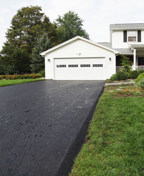 Cost of Blacktop Driveway Paving in Fairfield