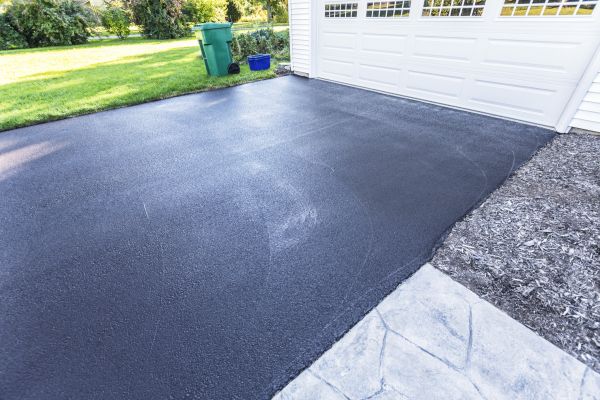 Cost of Blacktop Driveway Service in Fairfield